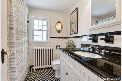 64 Meadowbrook Road, West Hartford, CT 06107 - Photo 26