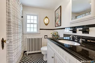 64 Meadowbrook Rd, West Hartford, CT 06107 - Photo 26