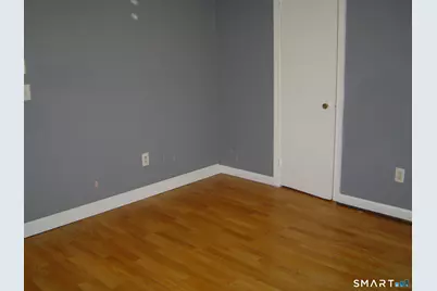 380 Blatchley Avenue #1st Floor, New Haven, CT 06513 - Photo 6