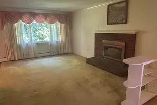 28 Clearview Cir, Naugatuck, CT 06770 - Photo 12