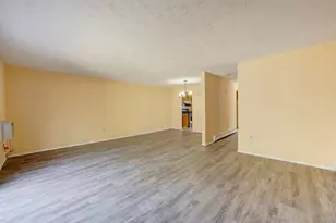 132 Sutton Pl, Bloomfield, CT 06002 - Photo 12