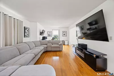 14 Jason Court, Naugatuck, CT 06770 - Photo 6