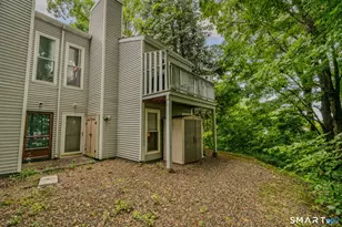 31 Glenview Dr, Cromwell, CT 06416 - Photo 18