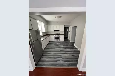 87 Amity Street, Hartford, CT 06106 - Photo 12