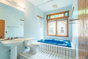 460 Ellsworth Ave, New Haven, CT 06511 - Photo 20