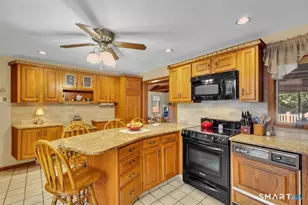 28 Centerbrook Rd, North Haven, CT 06473 - Photo 8