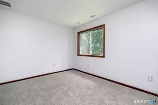 2-1/2 Laura St, Norwalk, CT 06854 - Photo 16
