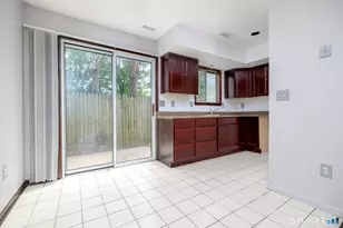 2-1/2 Laura St, Norwalk, CT 06854 - Photo 8