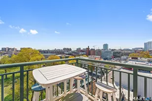 104 North St, Stamford, CT 06902 - Photo 4
