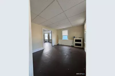 144-146 Montauk Avenue, New London, CT 06320 - Photo 4