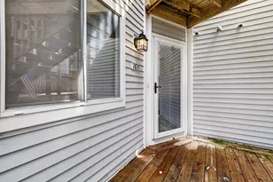 2 Mansfield Grove Rd, East Haven, CT 06512 - Photo 32