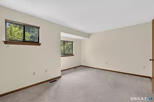 19 Wiggins Farm Dr, Simsbury, CT 06070 - Photo 38