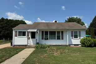 15 Jones Ct, Norwich, CT 06360 - Photo 1