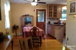 19 Sunshine Rd, Waterford, CT 06375 - Photo 18