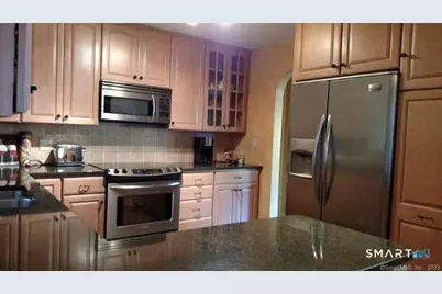 19 Sunshine Road, Waterford, CT 06375 - Photo 6