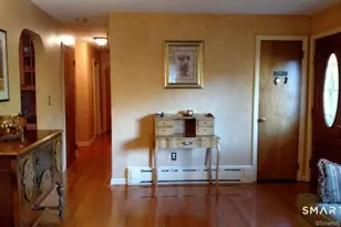 19 Sunshine Rd, Waterford, CT 06375 - Photo 10