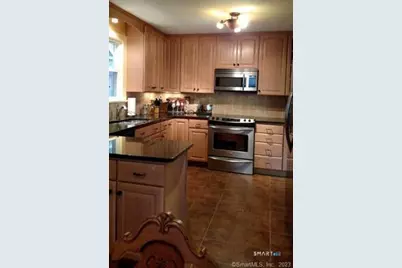 19 Sunshine Road, Waterford, CT 06375 - Photo 14