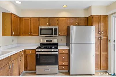 170 Wade Street #4, Bridgeport, CT 06604 - Photo 10
