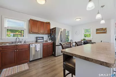 125 Florence Street, East Haven, CT 06512 - Photo 10