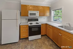 2 Sterling Dr, Clinton, CT 06413 - Photo 8