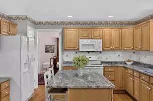 2125 Durham Rd, Madison, CT 06443 - Photo 8