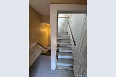 256 Hillside Avenue, Waterbury, CT 06710 - Photo 18