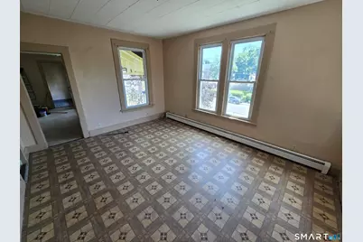 256 Hillside Avenue, Waterbury, CT 06710 - Photo 14