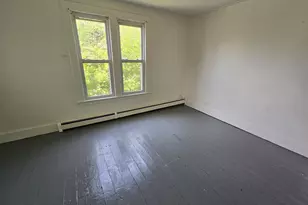 256 Hillside Ave, Waterbury, CT 06710 - Photo 6