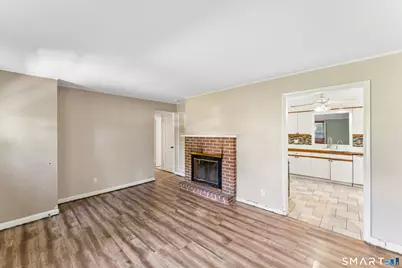 33 Assisi Way, Norwalk, CT 06854 - Photo 4