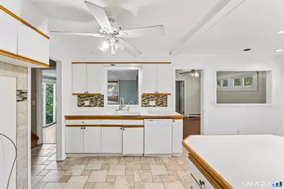 33 Assisi Way, Norwalk, CT 06854 - Photo 6