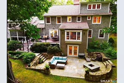 36 Kingswood Place, Ridgefield, CT 06877 - Photo 2