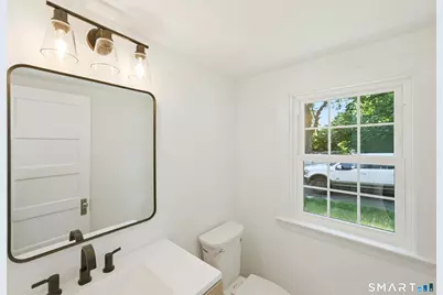 299 West Main Street, Milford, CT 06460 - Photo 18
