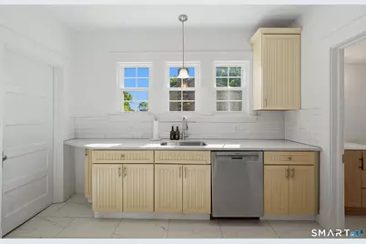 299 West Main Street, Milford, CT 06460 - Photo 14