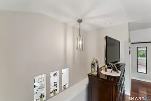 22 Woodbury Pl, Woodbury, CT 06798 - Photo 22