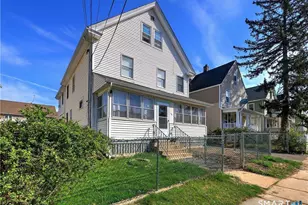 54 Roosevelt St, Hartford, CT 06114 - Photo 2