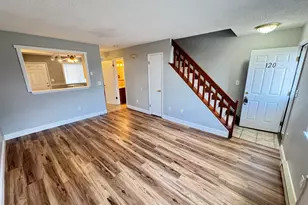 975 Meriden Rd, Waterbury, CT 06705 - Photo 1