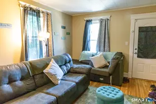 51 Pear St, Waterbury, CT 06708 - Photo 4