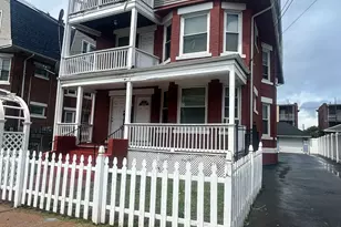 34-36 Barker St, Hartford, CT 06114 - Photo 1