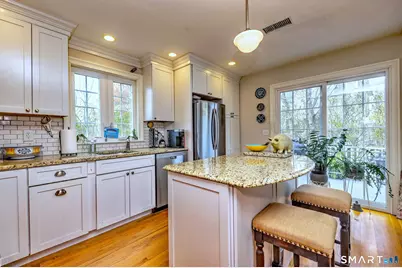 19 Chetwood Street, Milford, CT 06460 - Photo 12