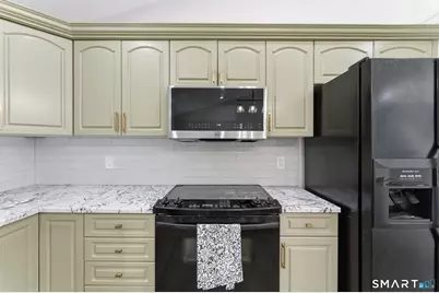 99 Pepperbush Way, Windsor, CT 06095 - Photo 6