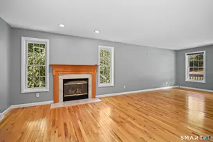 14 Tree Top Ln, East Windsor, CT 06016 - Photo 8
