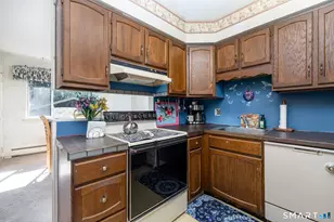 200 Woodmont Ave, Bridgeport, CT 06606 - Photo 6