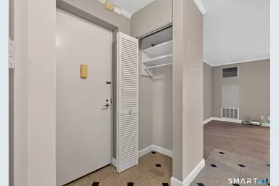 1 Gold Street #3F, Hartford, CT 06103 - Photo 8