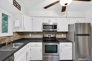 71 Aiken St, Norwalk, CT 06851 - Photo 6