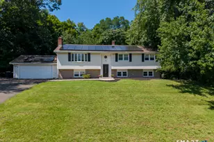 6 Liberty Terrace, North Haven, CT 06473 - Photo 4