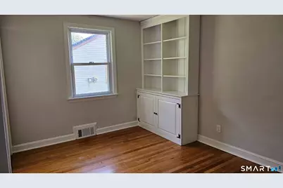73 Knollwood Road, West Hartford, CT 06110 - Photo 28