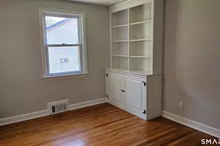 73 Knollwood Rd, West Hartford, CT 06110 - Photo 28