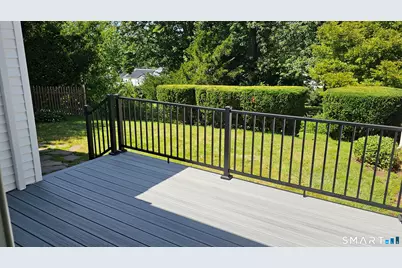 73 Knollwood Road, West Hartford, CT 06110 - Photo 34