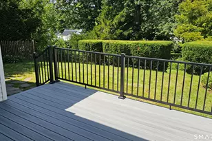 73 Knollwood Rd, West Hartford, CT 06110 - Photo 34