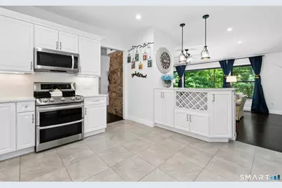 24 Smoke Hill Drive, Stamford, CT 06903 - Photo 8